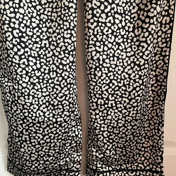 NWOT Ann Taylor Cheetah Print Pajama Set, Size M - Picture 7 of 12